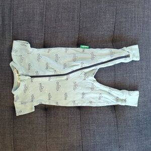 Parade Organics Short Sleeve Romper | Blue Airplanes